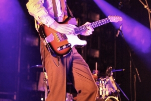2011-11-18_-_The_Frank_-_Walters_-_Manchester_Academy