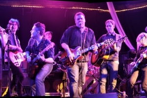 2011-12-08_-_Keith_TOTP-_Bull_-_Gate